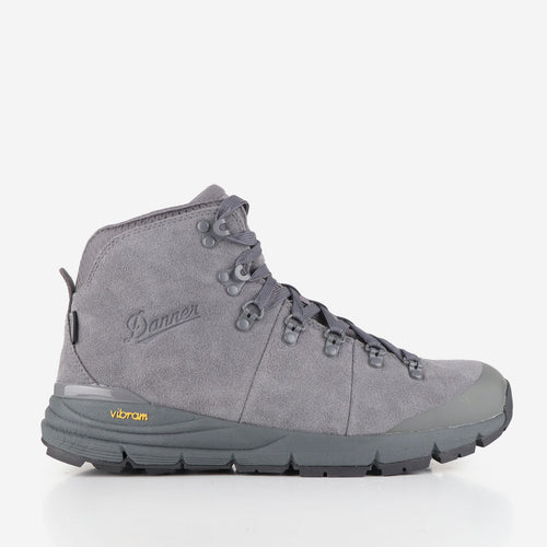 Danner Mountain 600 4.5" Boots - D Standard Fit