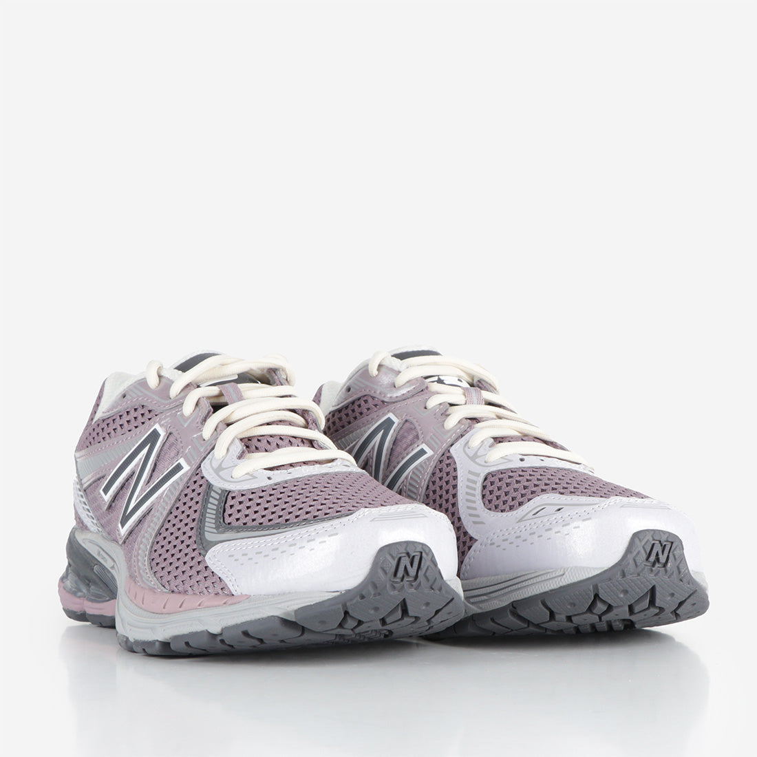New Balance ML860BW2 Shoes