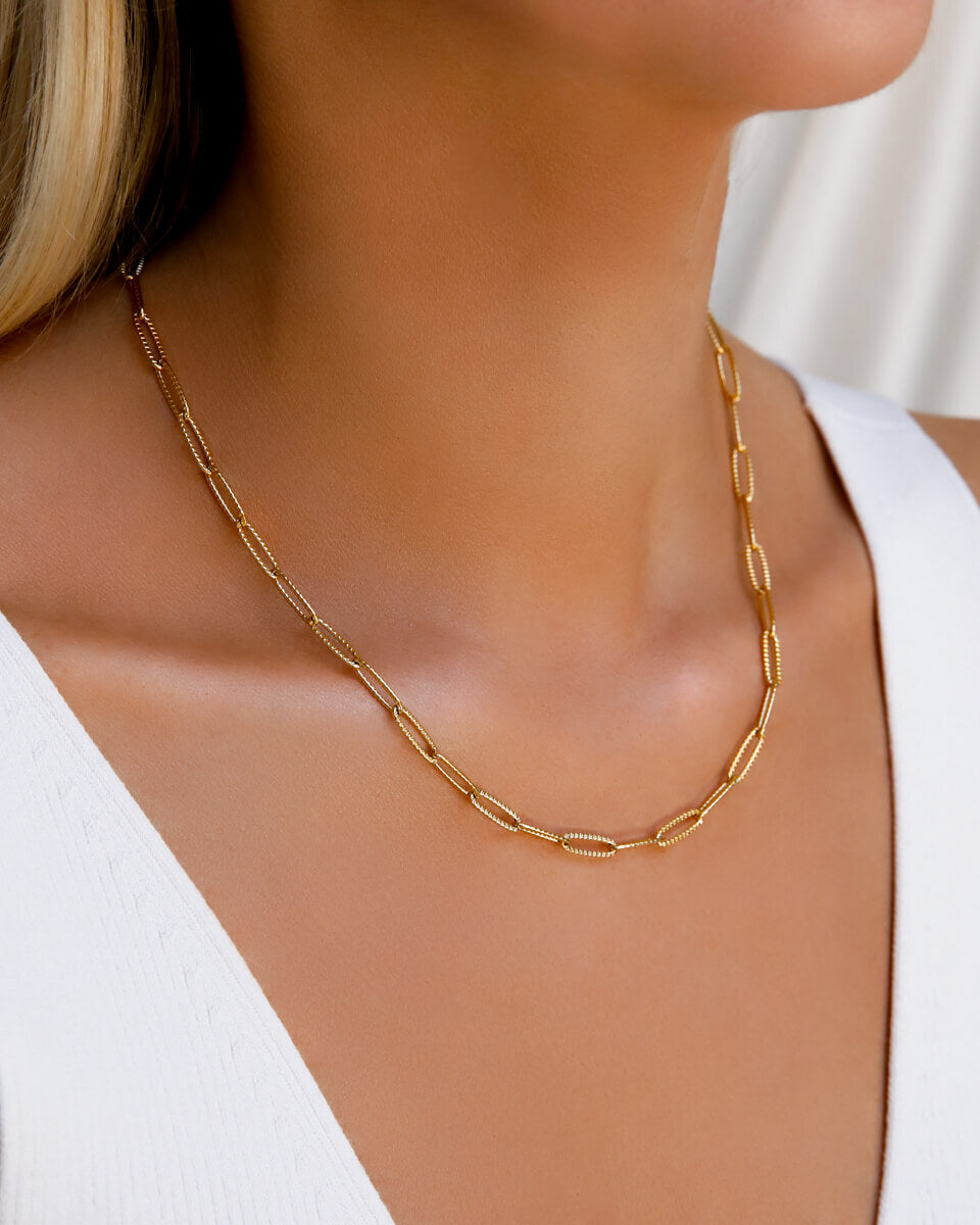 Paperclip Chain Necklace (Gold)