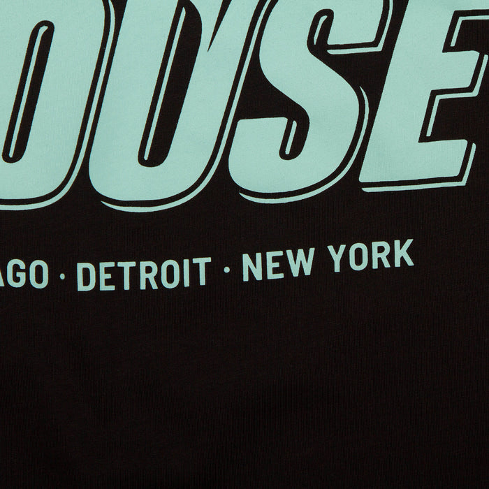 Green Peak House Back Print - Tshirt - Black