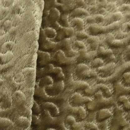 Monte Carlo, Monaco -Embroidered design on a metallic panne velvet